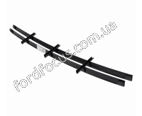 F1EZ17K945A lower grille - 2
