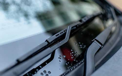 Windscreen wiper blades